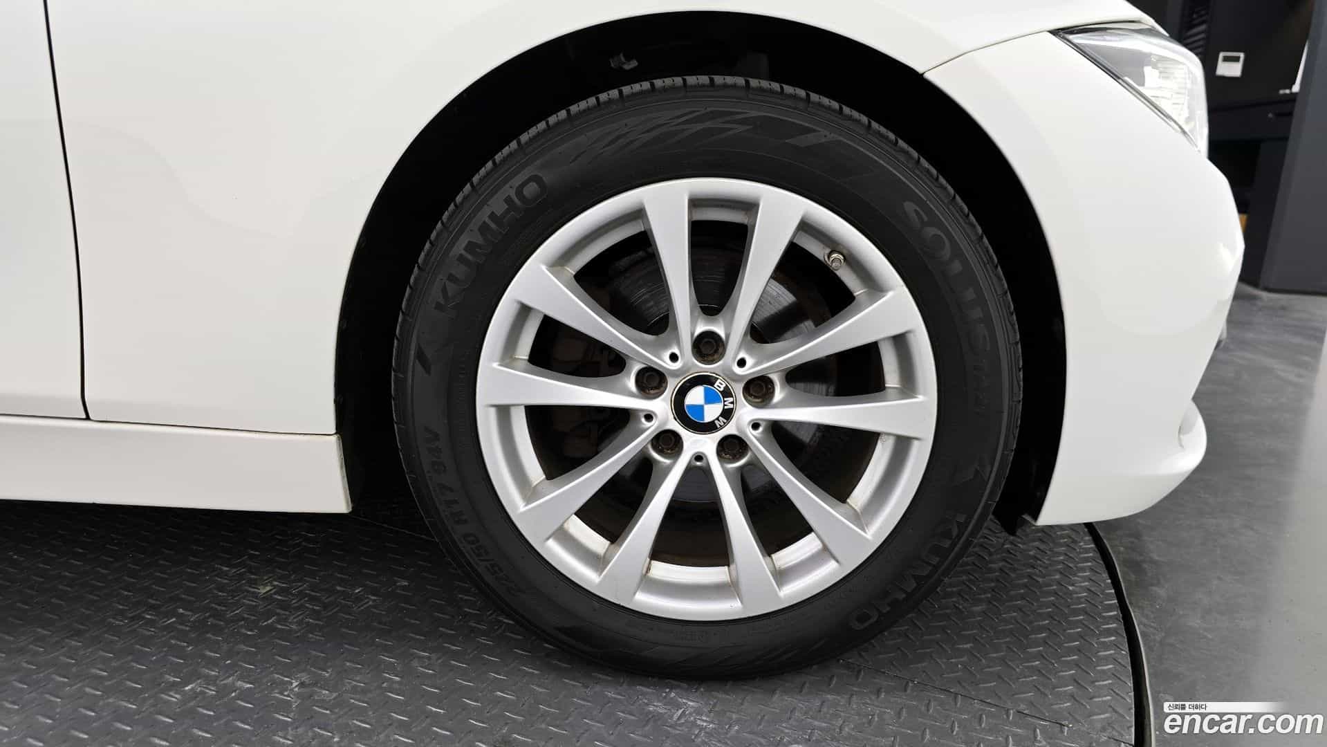 3-Series BMW 2018.2-OUTER-031