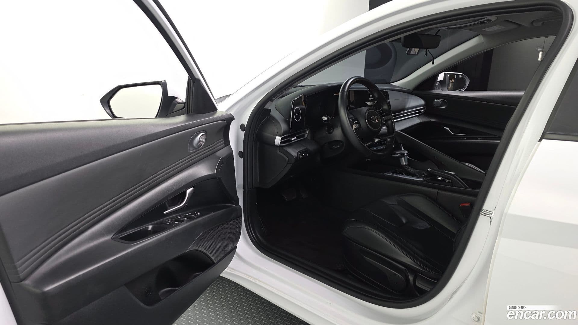 Main__Slider__Photo:AVANTE Hyundai 2020.4-9