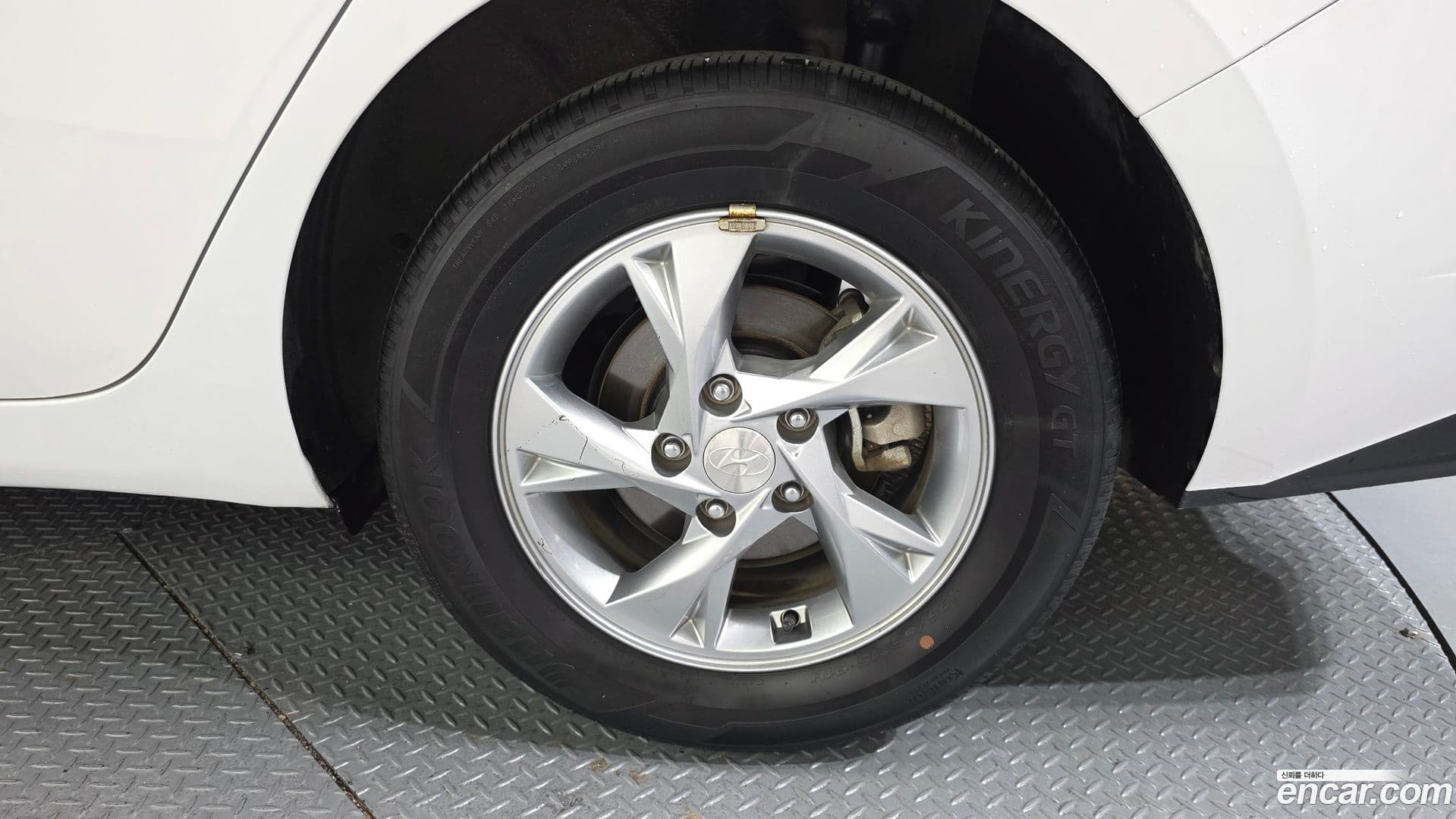 Main__Slider__Photo:AVANTE Hyundai 2020.4-20