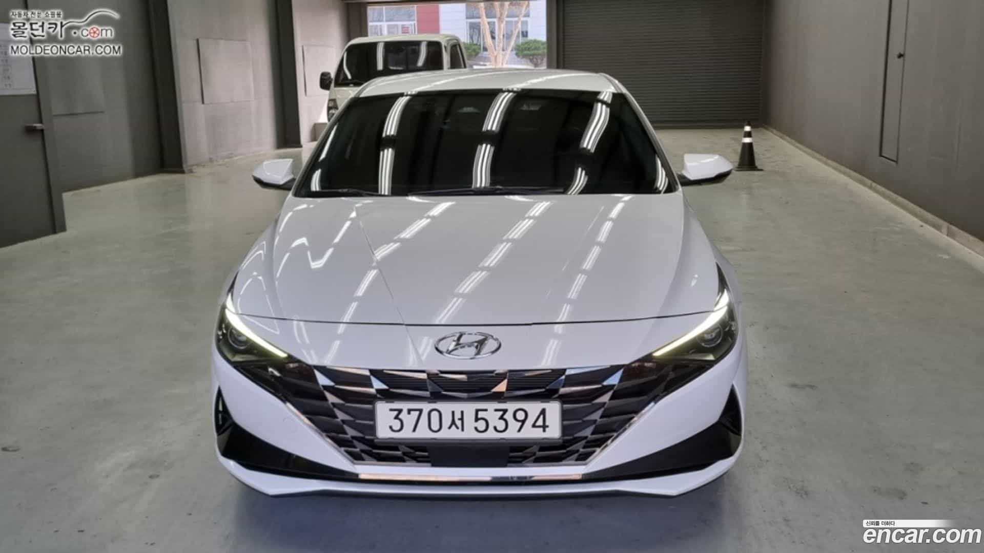 AVANTE Hyundai 2021.10-OUTER-003
