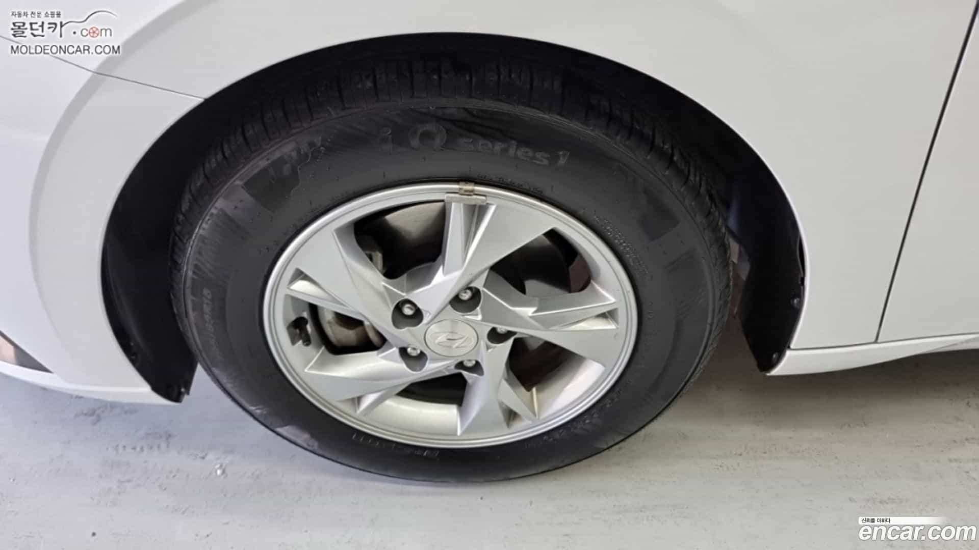 AVANTE Hyundai 2021.10-OUTER-005
