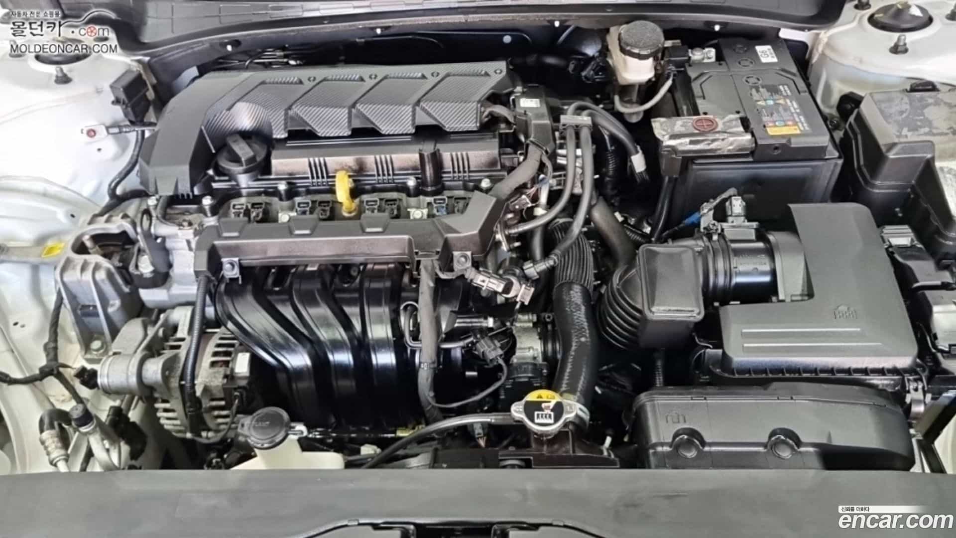 AVANTE Hyundai 2021.10-OUTER-006