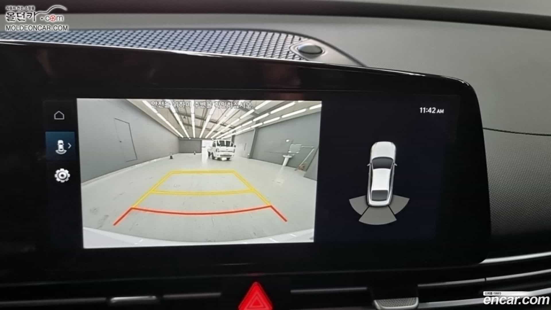AVANTE Hyundai 2021.10-OPTION-018