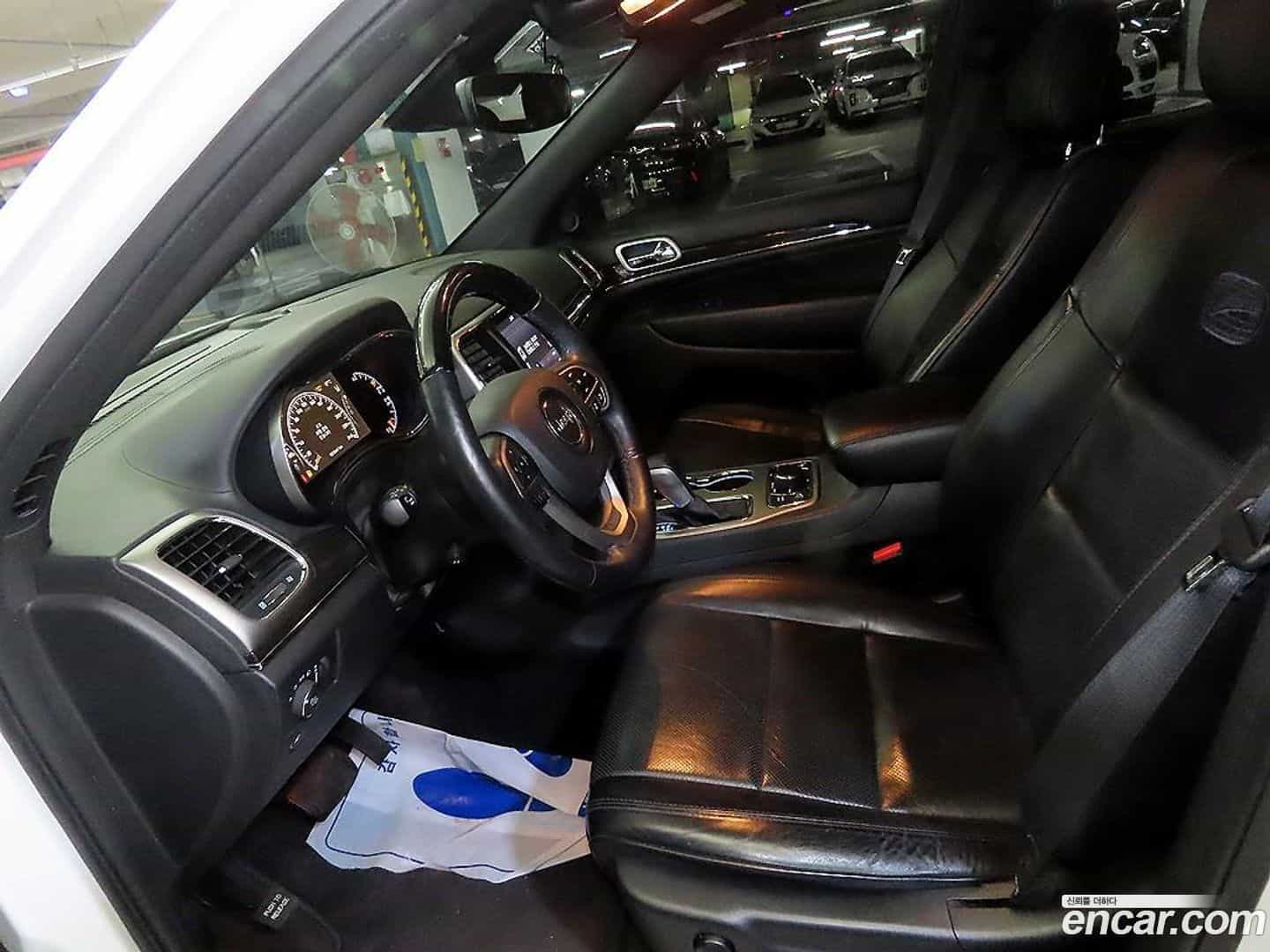 Cherokee Jeep 2017.11-OUTER-006