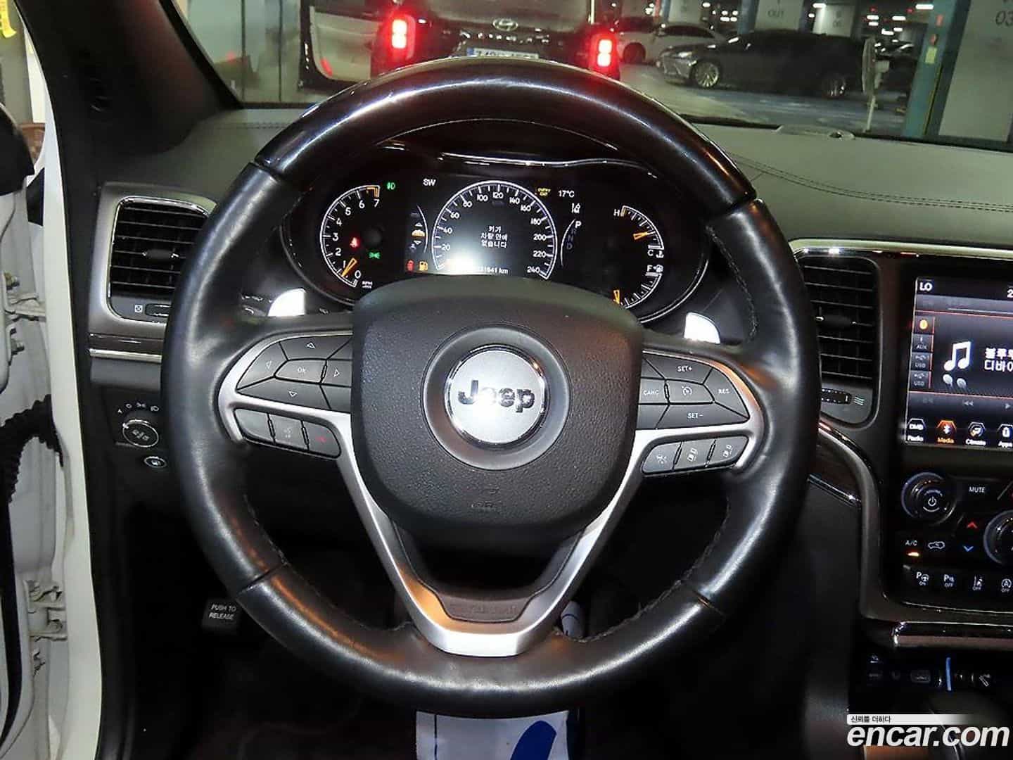 Cherokee Jeep 2017.11-INNER-008