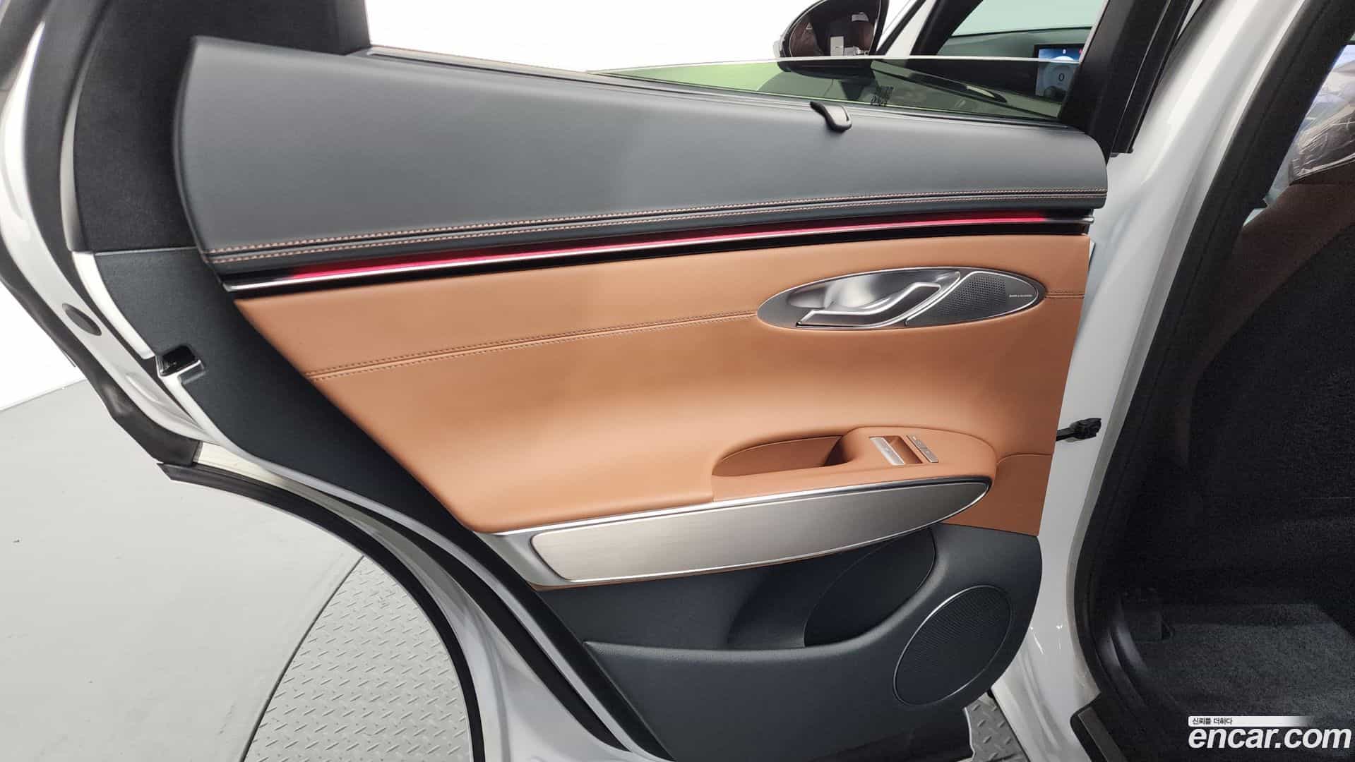 GV70 Genesis 2025.8-INNER-035