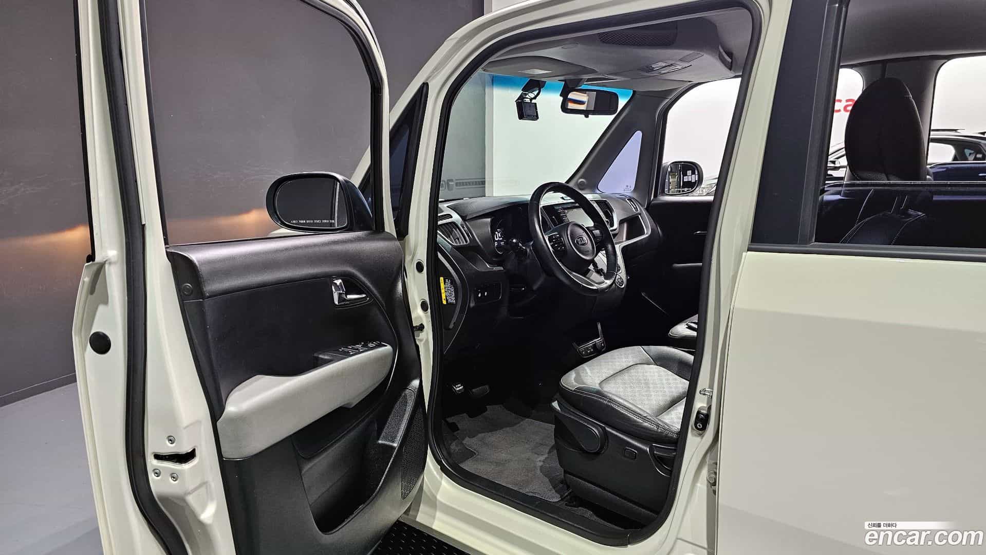 RAY Kia 2018.0-INNER-010