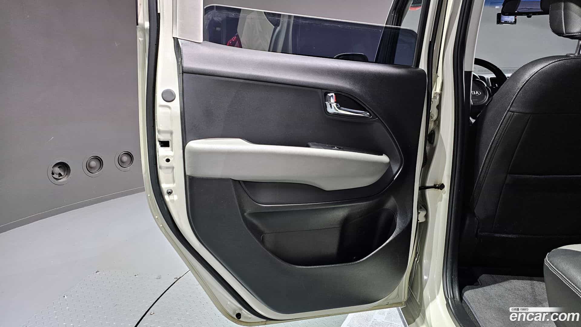RAY Kia 2018.0-INNER-035