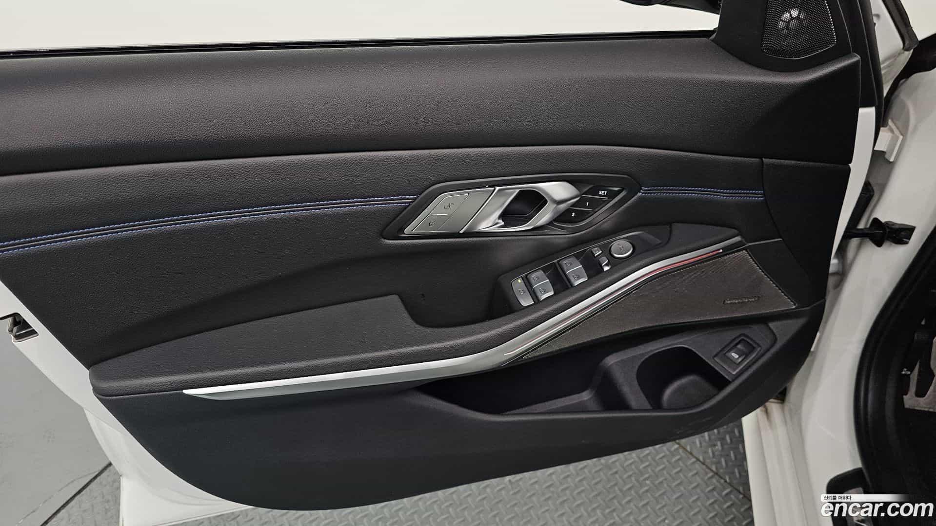 3-Series BMW 2021.6-INNER-034