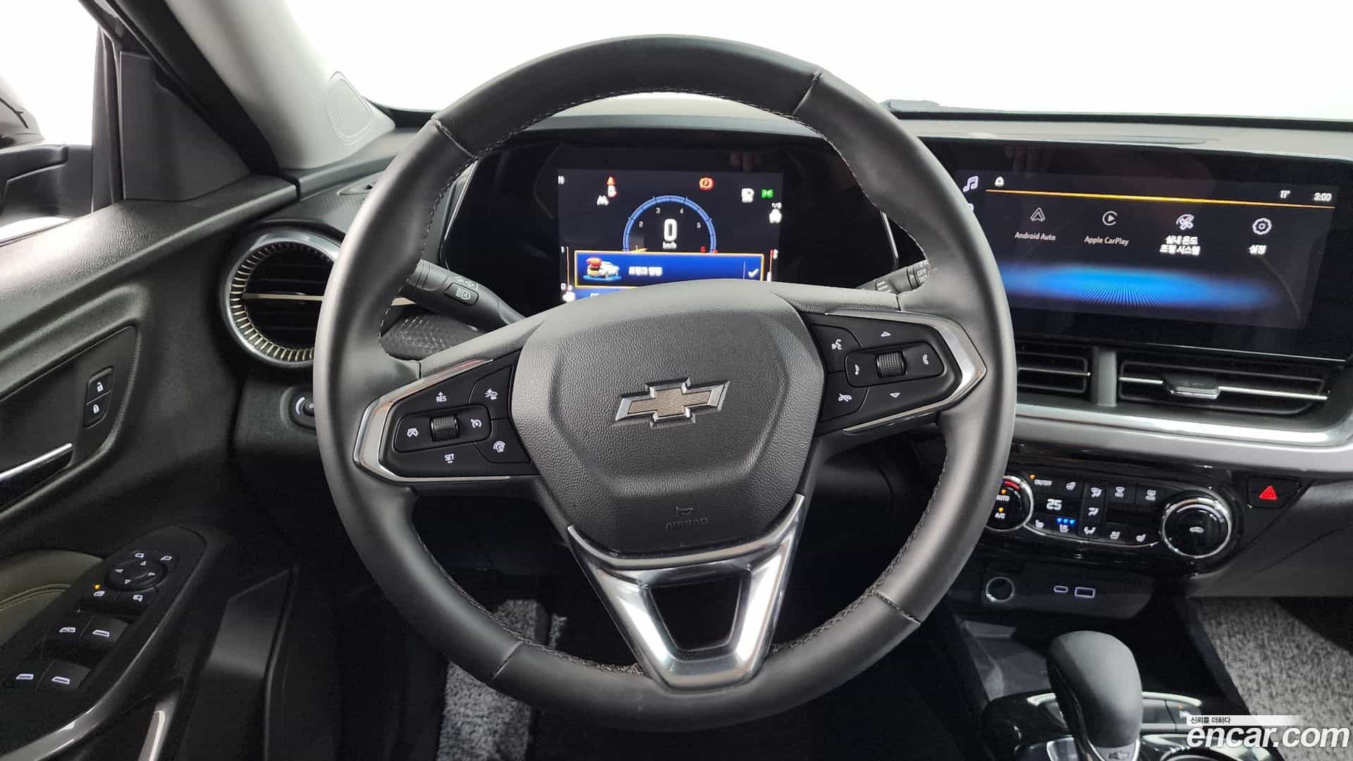 Trax Chevrolet 2023.10-OPTION-016
