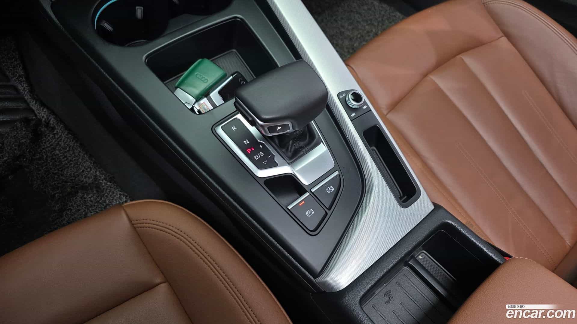 A4 Audi 2021.11-INNER-009