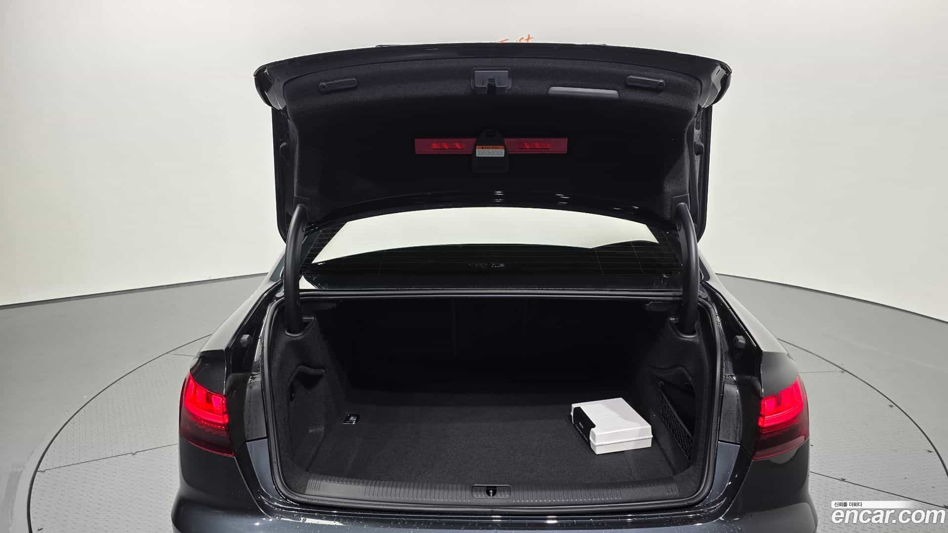 A4 Audi 2021.11-OPTION-024