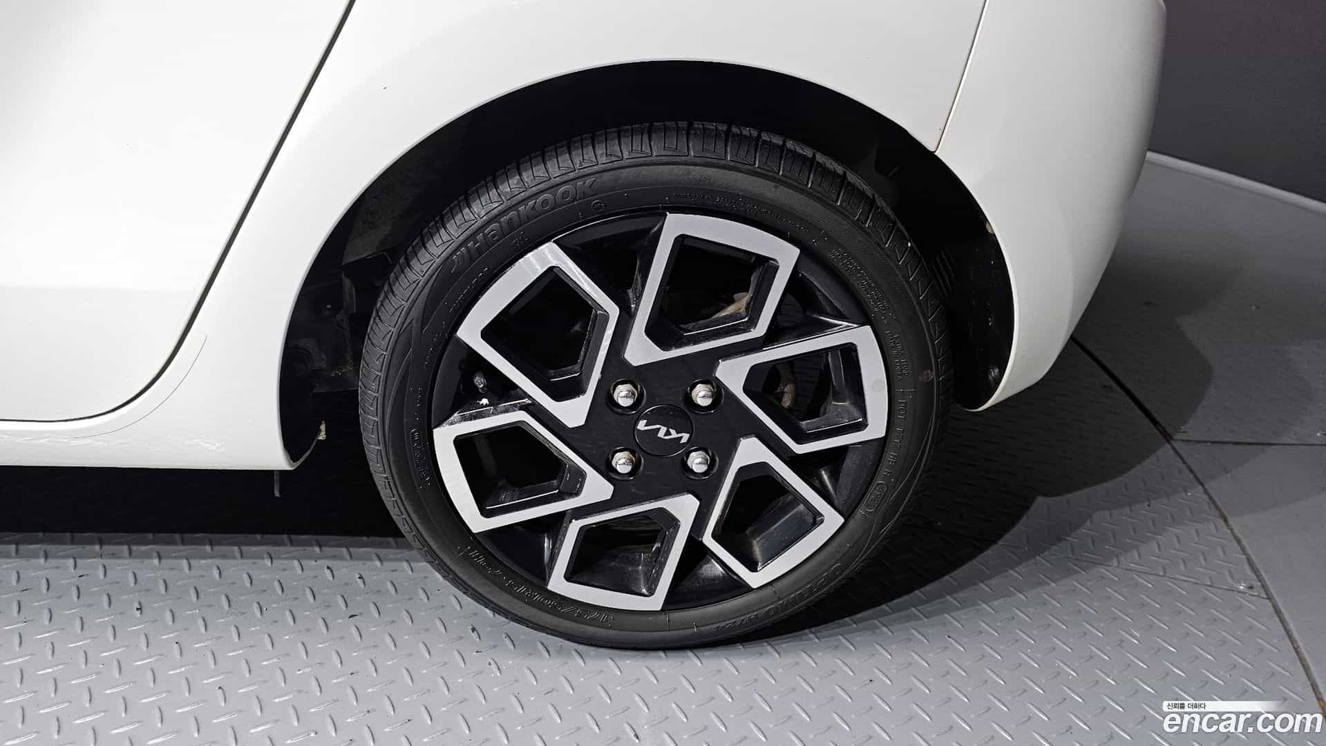 RAY Kia 2023.0-OUTER-031