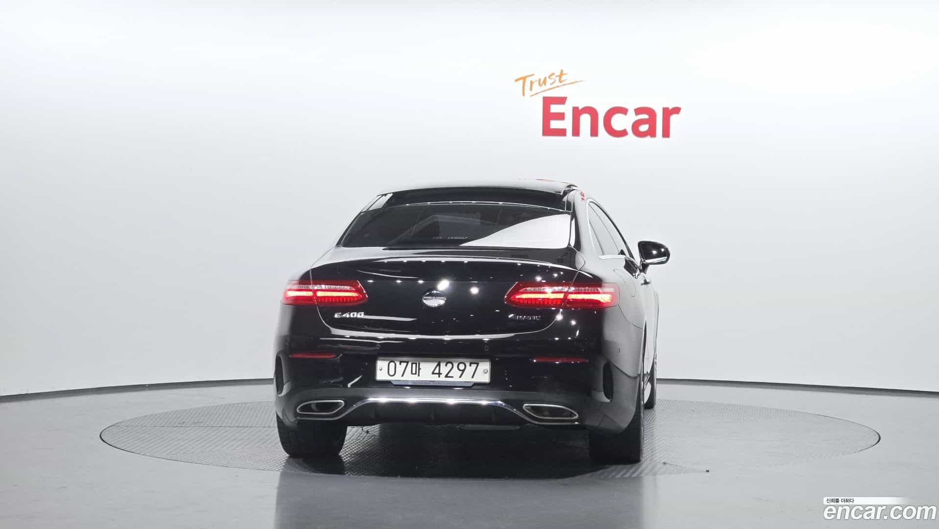 E-Class Mercedes-Benz 2017.8-OUTER-004