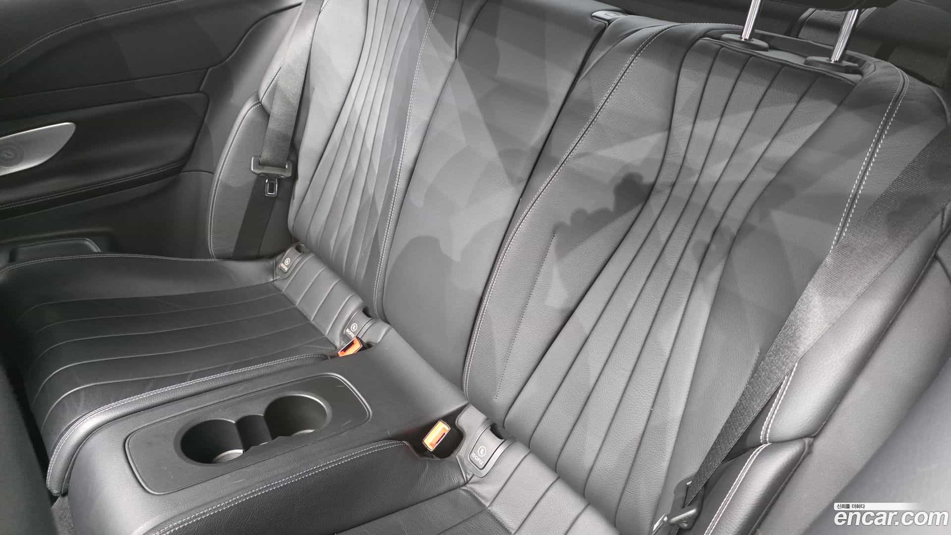 E-Class Mercedes-Benz 2017.8-OPTION-016