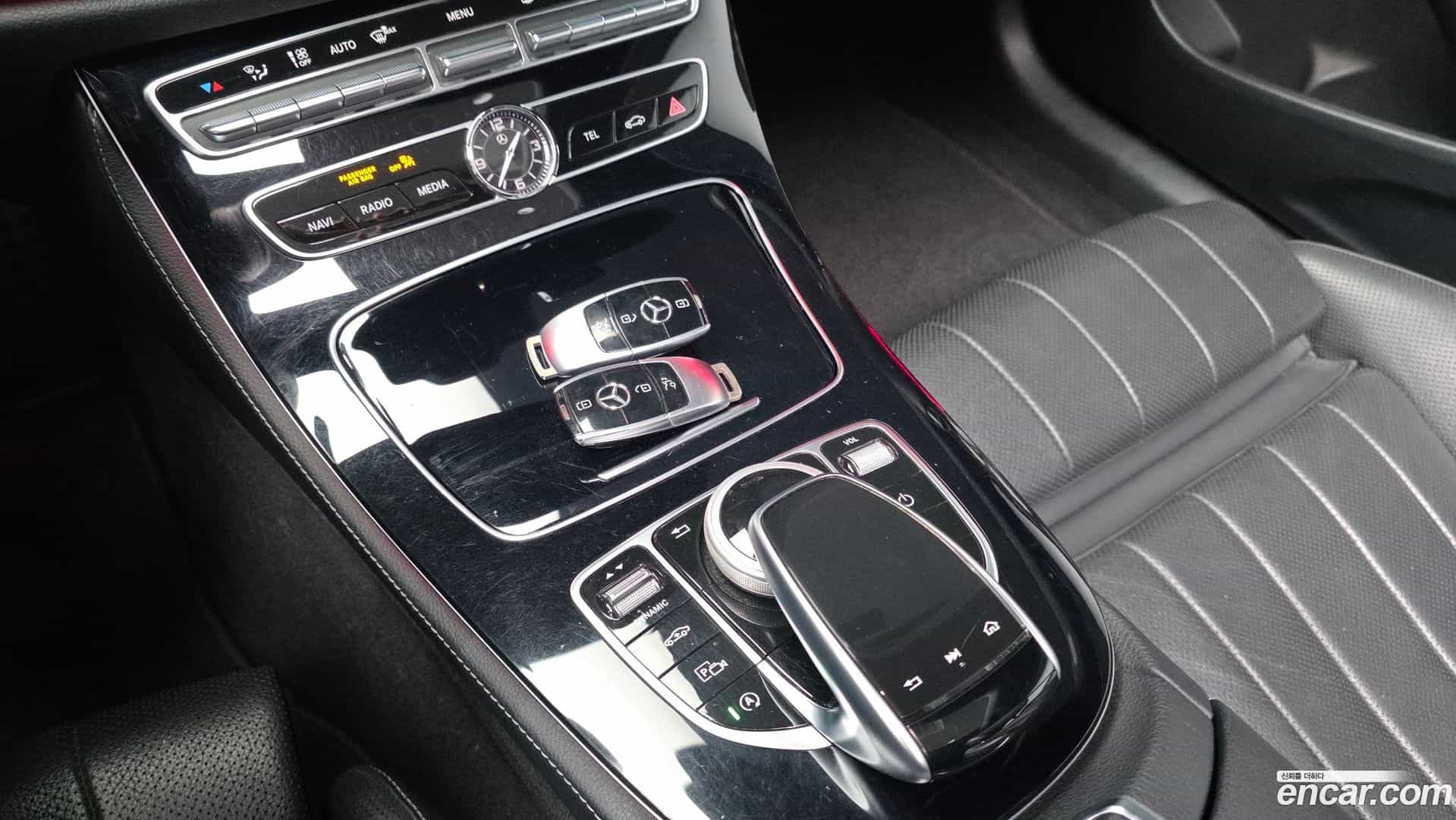 E-Class Mercedes-Benz 2017.8-OPTION-022