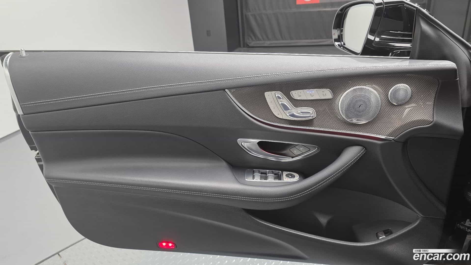E-Class Mercedes-Benz 2017.8-INNER-034