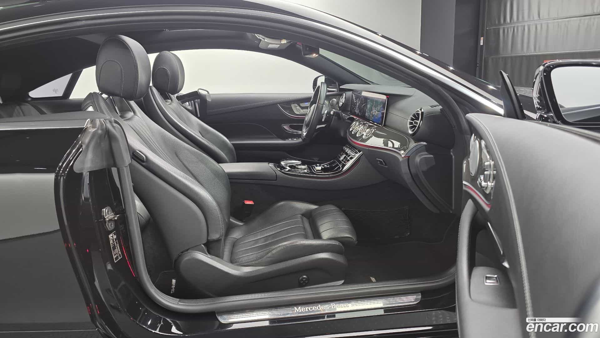 E-Class Mercedes-Benz 2017.8-INNER-036
