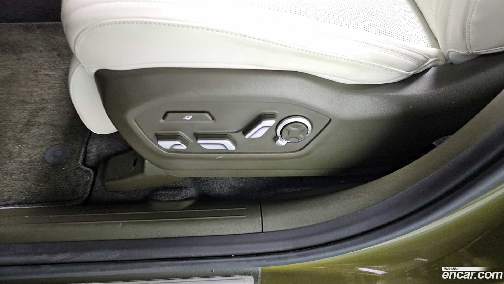 Santafe Hyundai 2023.9-OPTION-045
