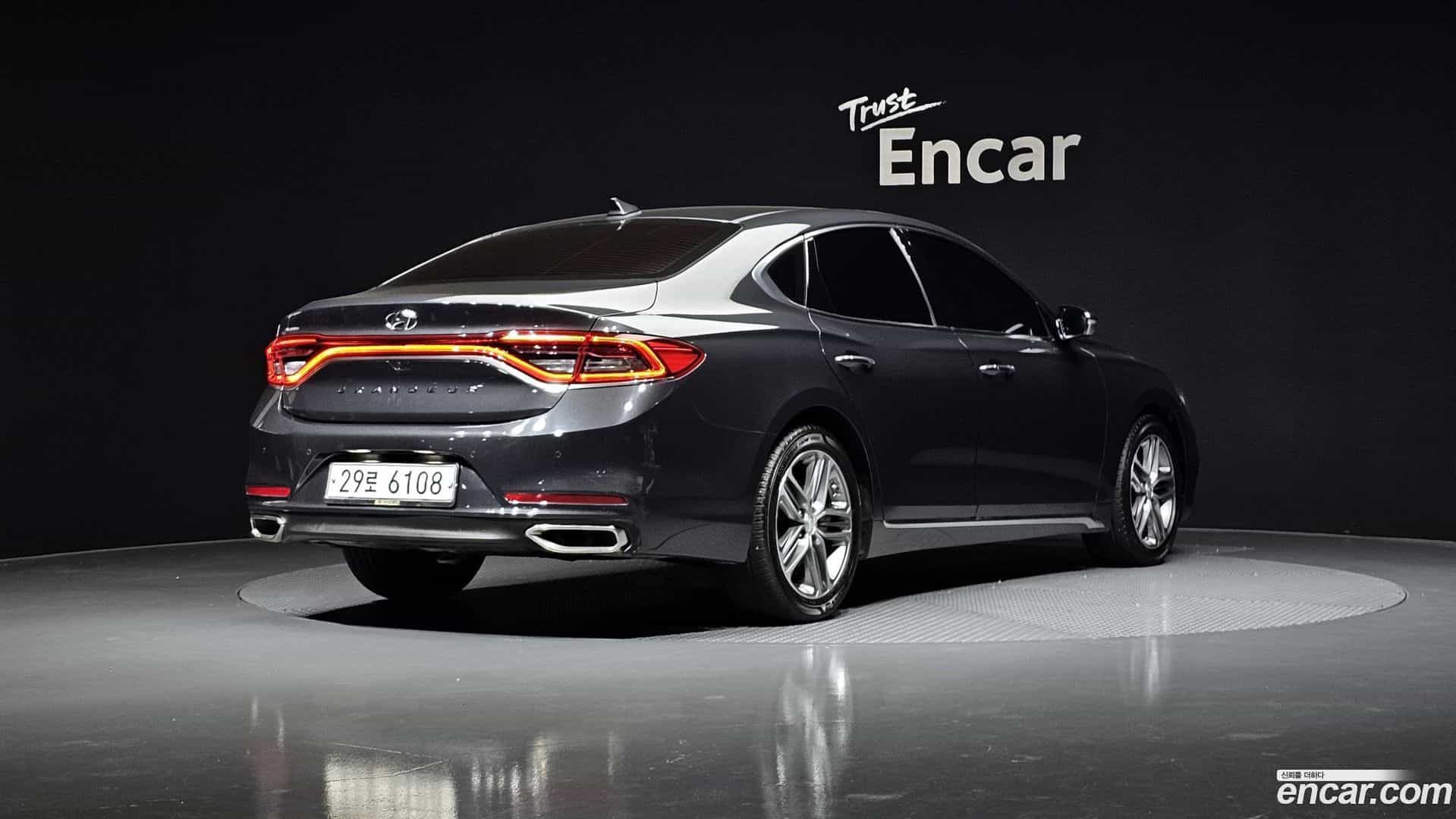 Grandeur Hyundai 2018.3-OUTER-002