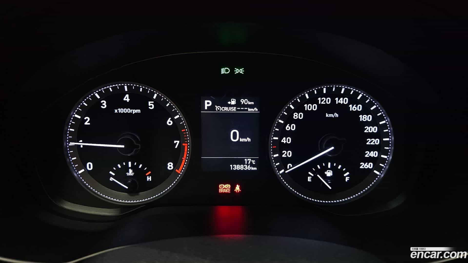 Grandeur Hyundai 2018.3-INNER-008