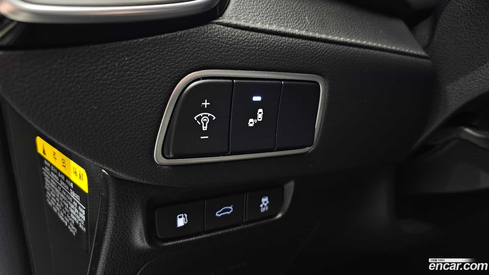 Grandeur Hyundai 2018.3-OPTION-021