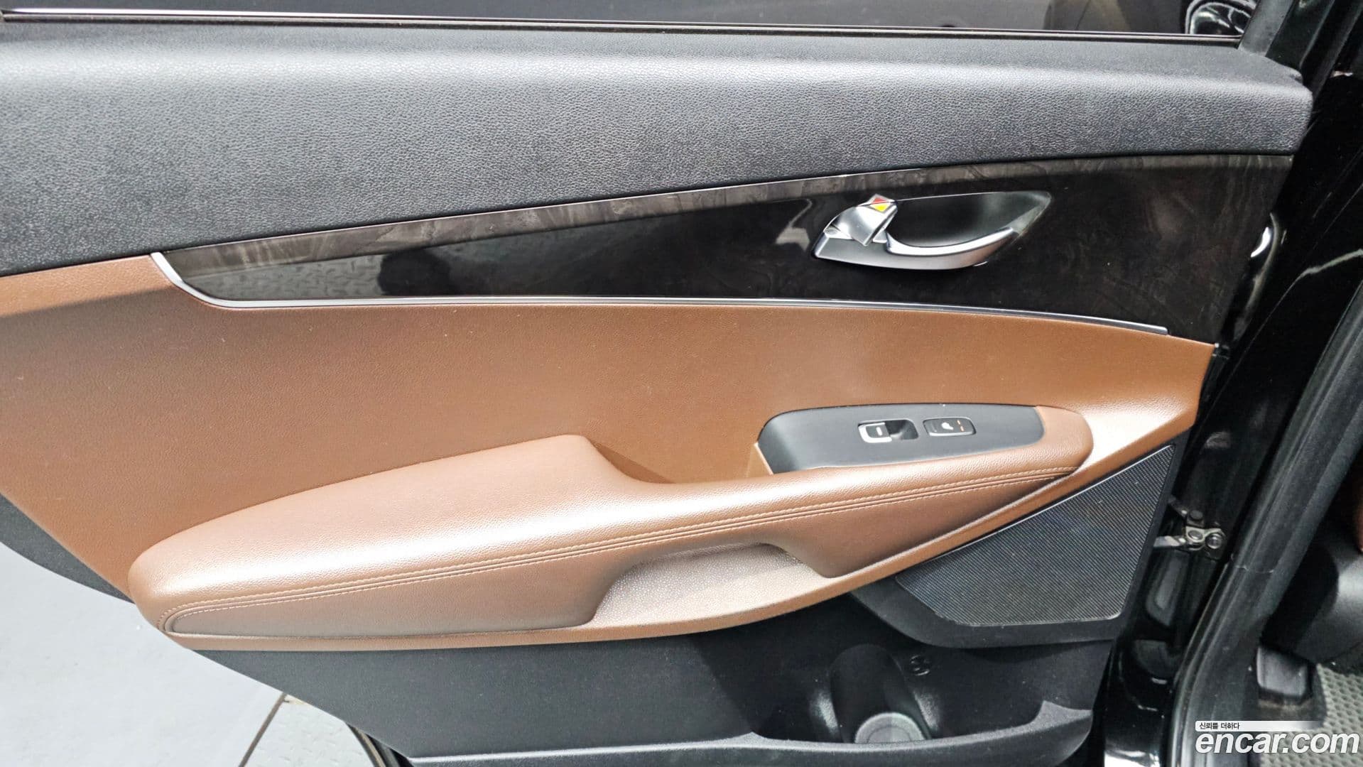 Main__Slider__Photo:Sorento Kia 2015.10-24