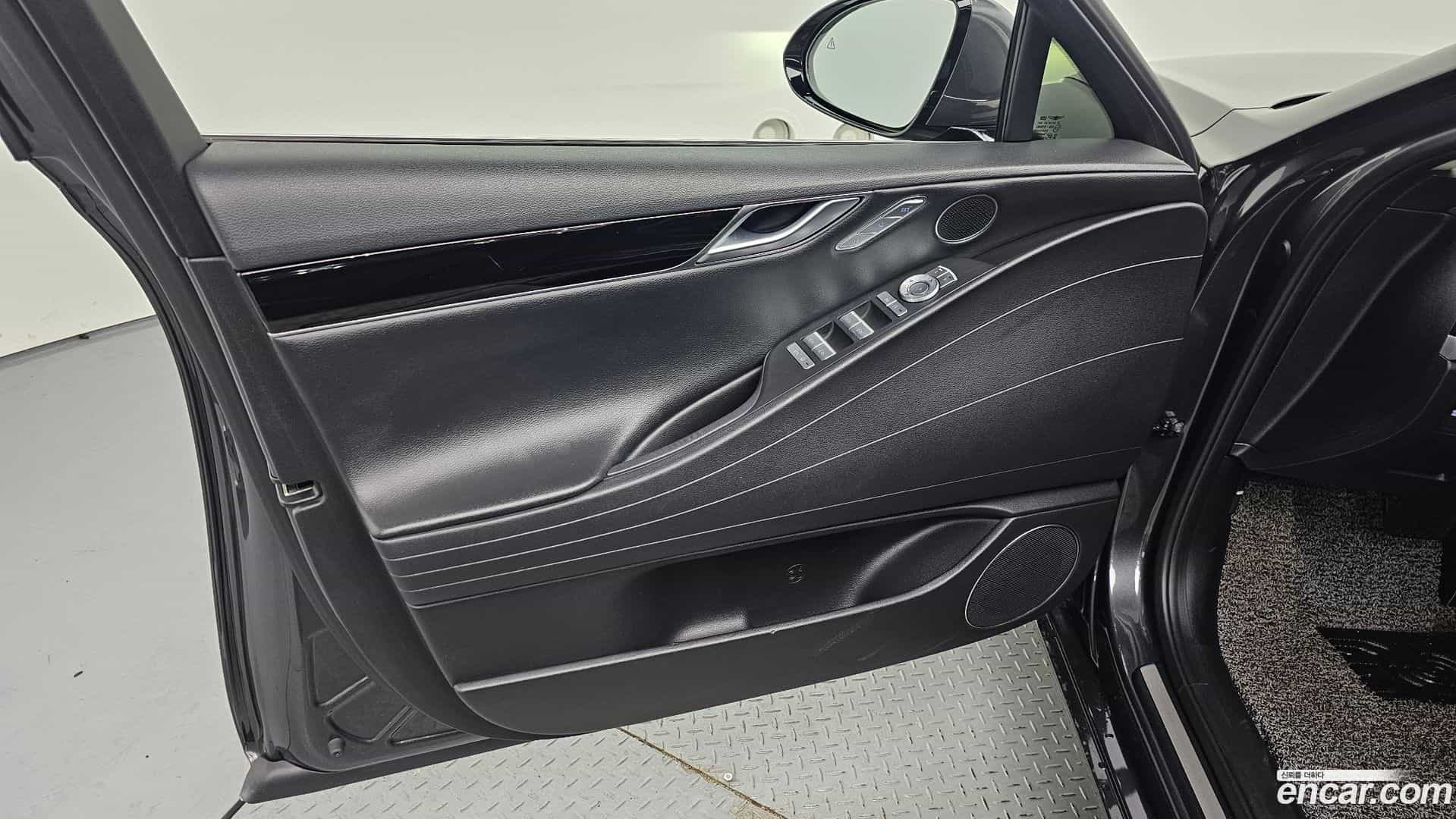 G80 Genesis 2021.7-INNER-034