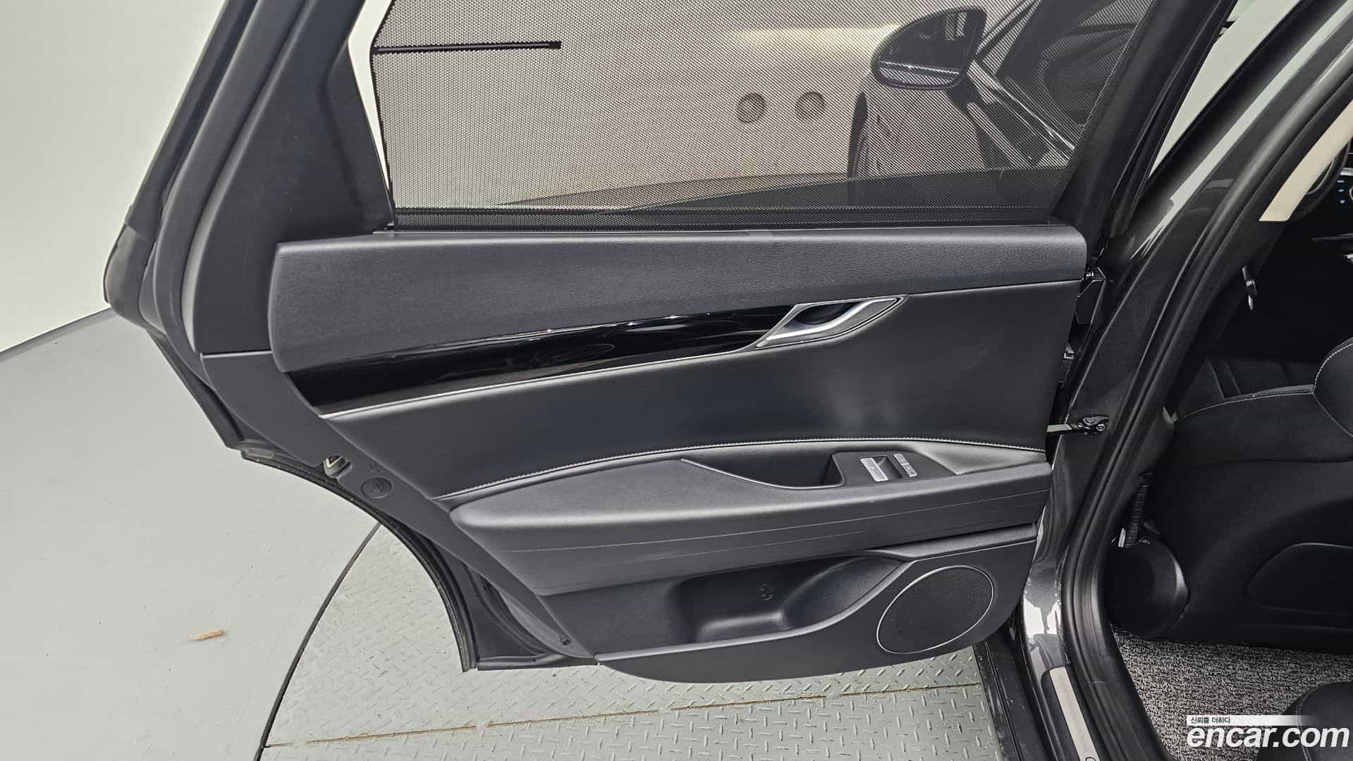 G80 Genesis 2021.7-INNER-035