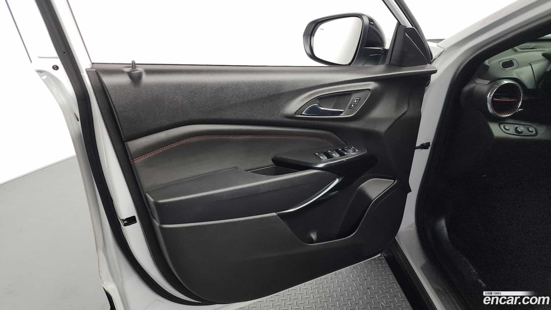 Trax Chevrolet 2024.8-INNER-034