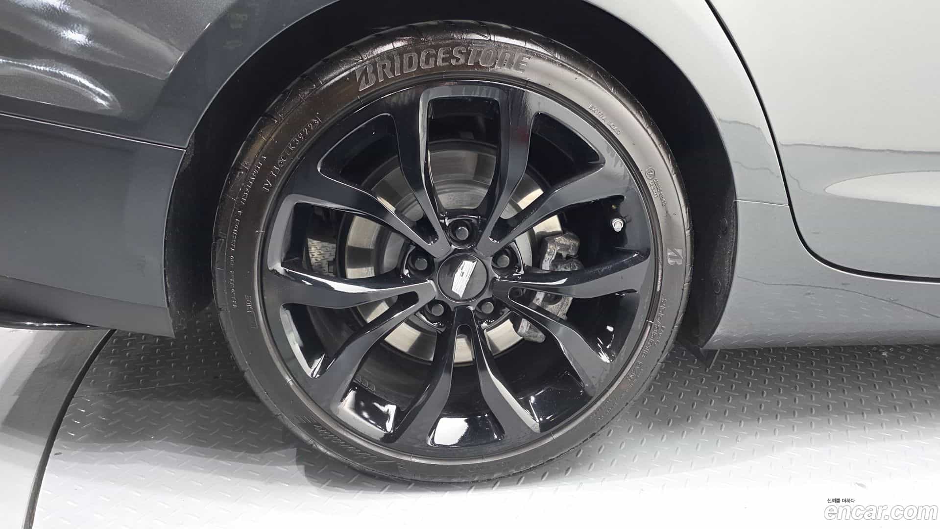 ATS Cadillac 2018.9-OUTER-031