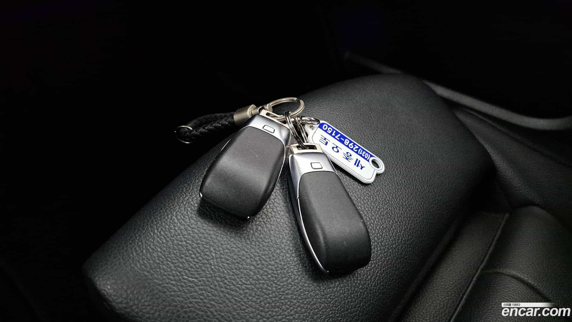GLB-Class Mercedes-Benz 2020.10-OPTION-043