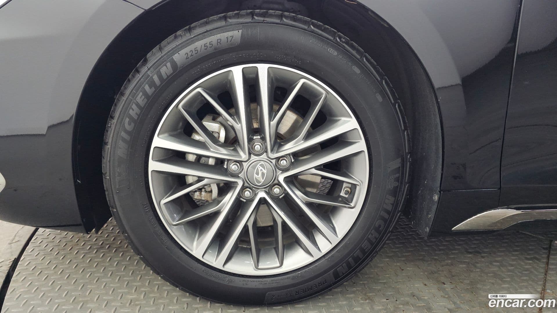 Main__Slider__Photo:Grandeur Hyundai 2018.7-4