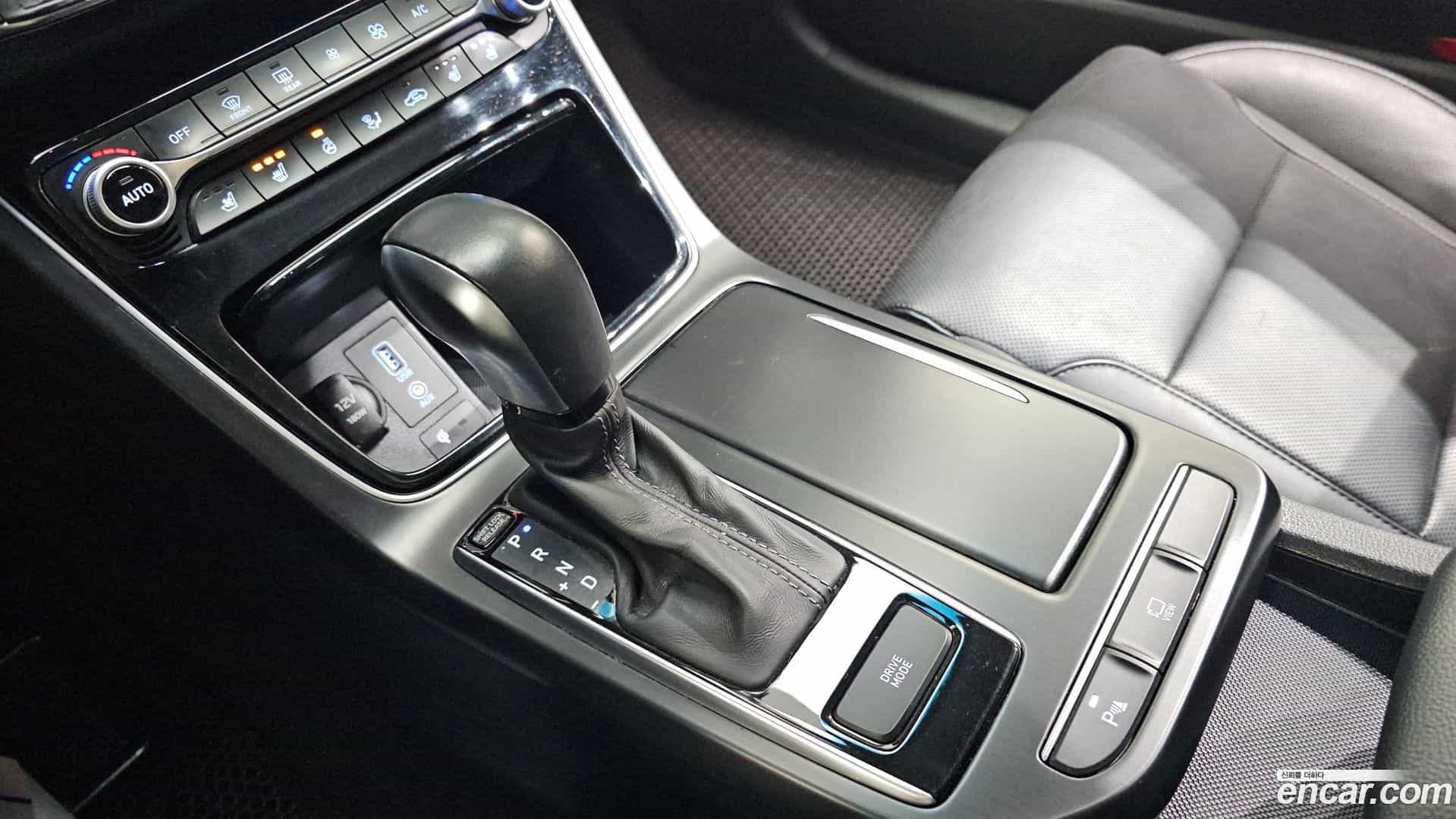 Grandeur Hyundai 2018.7-INNER-009