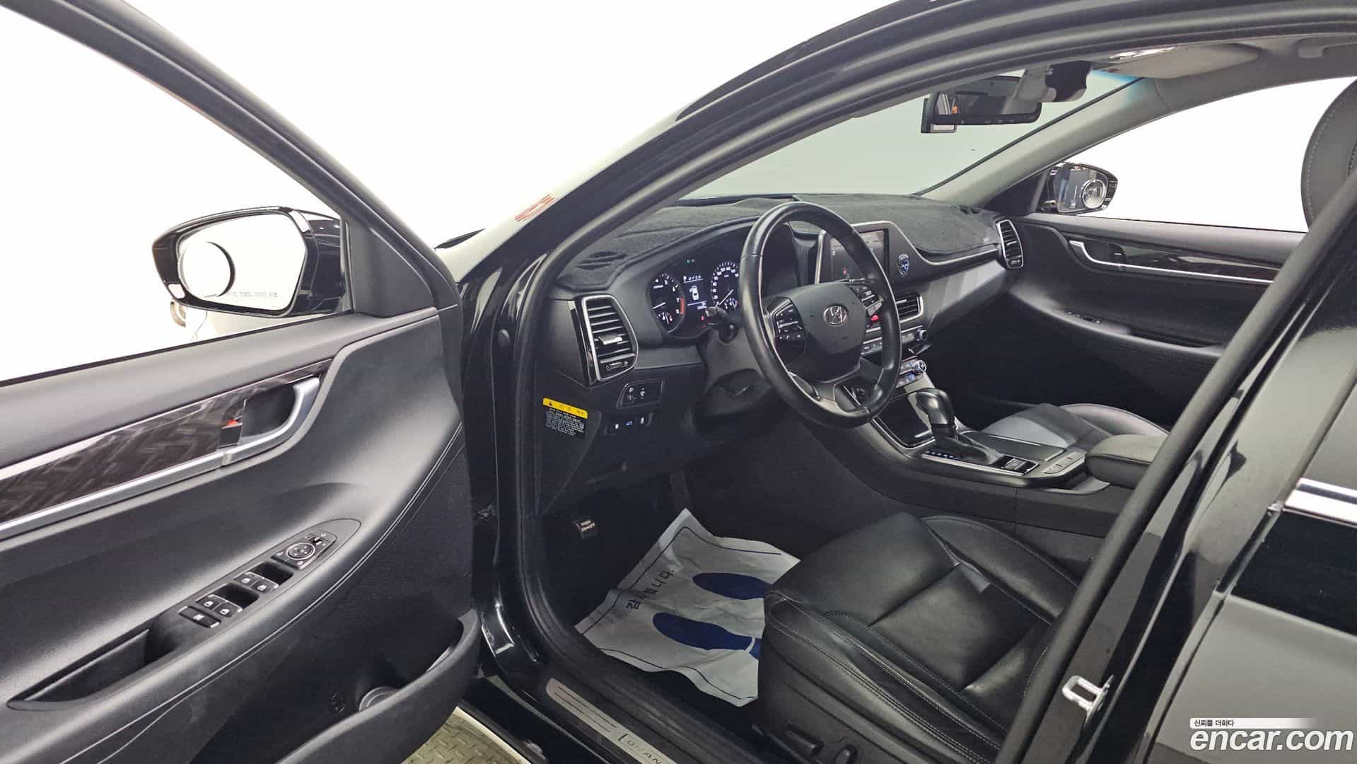 Grandeur Hyundai 2018.7-INNER-010