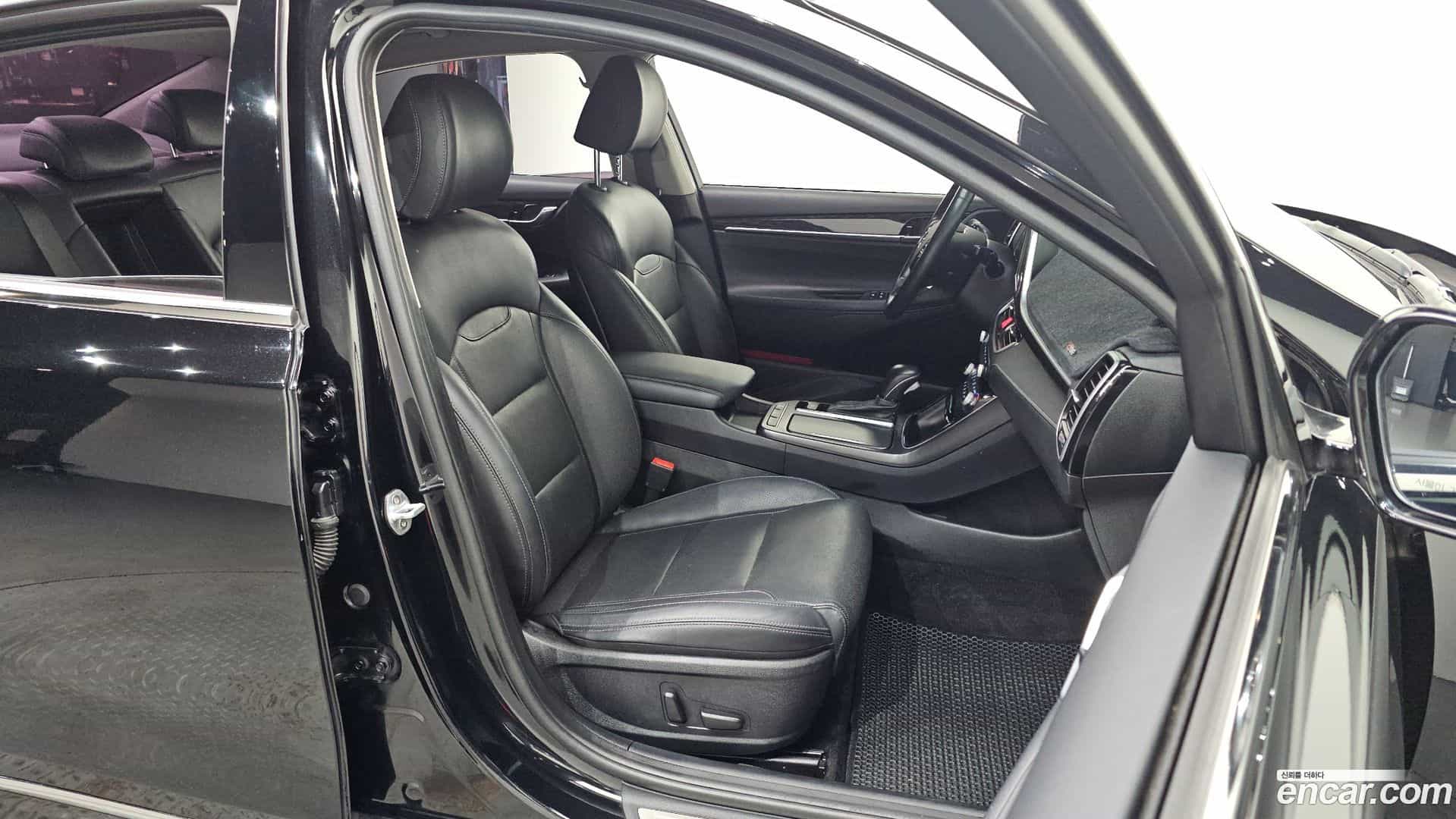 Grandeur Hyundai 2018.7-INNER-036