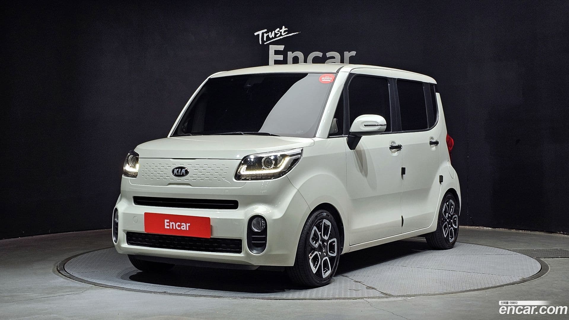 Main__Slider__Photo:RAY Kia 2021.5-0