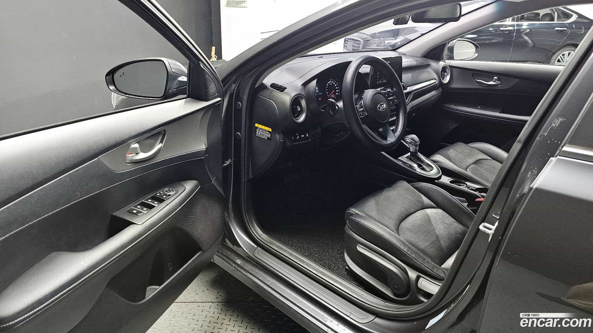 K3 Kia 2018.9-INNER-010