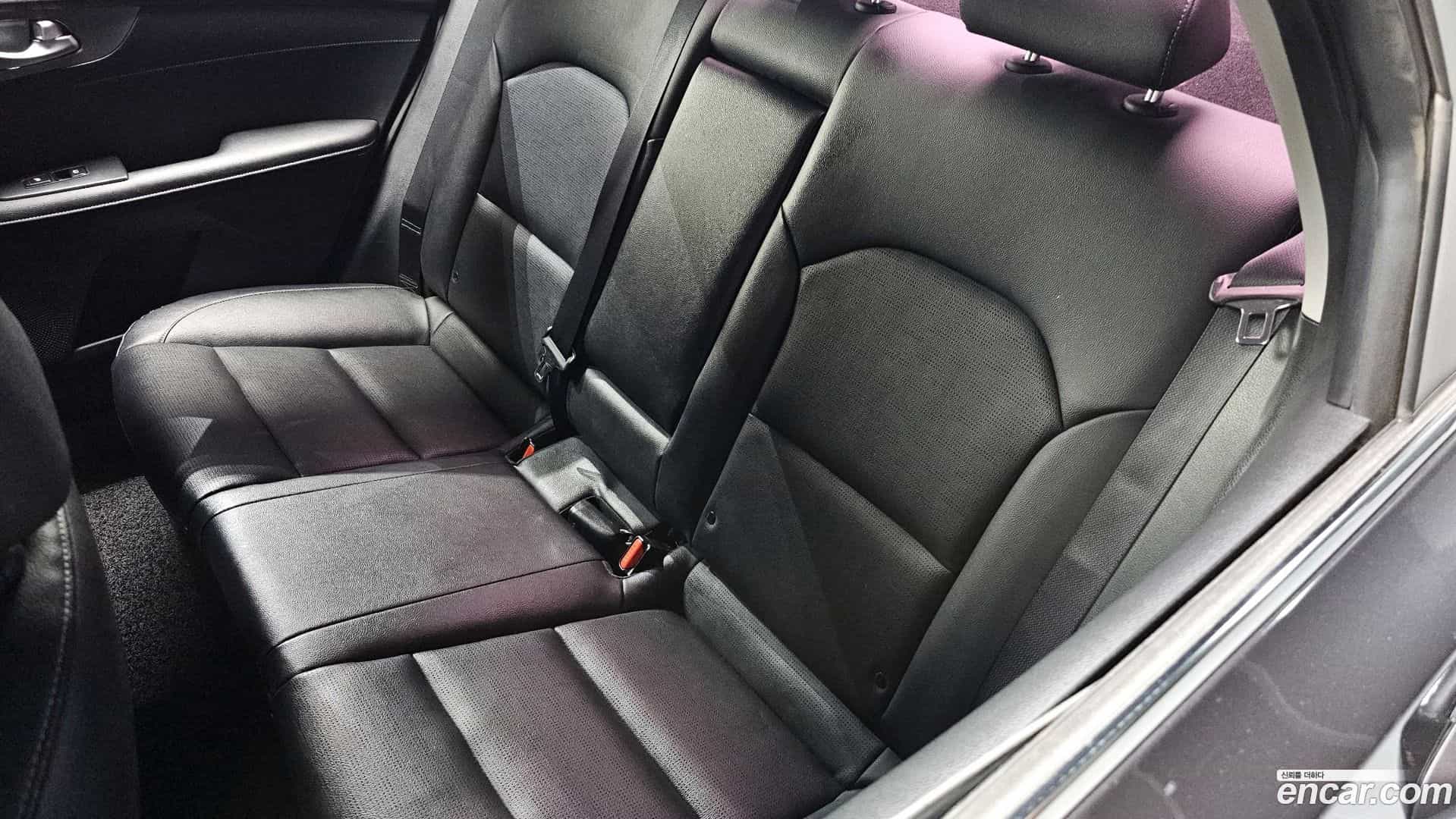 K3 Kia 2018.9-OPTION-023