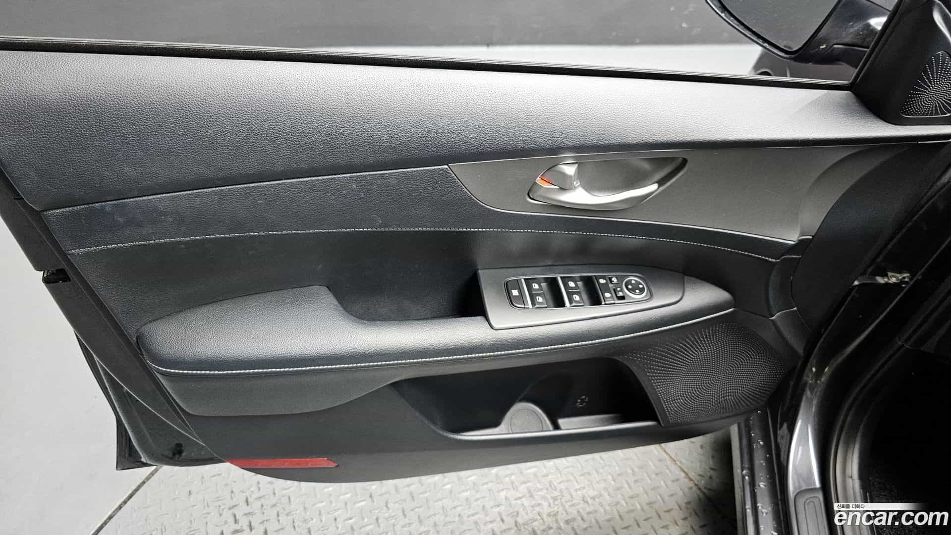 K3 Kia 2018.9-INNER-034