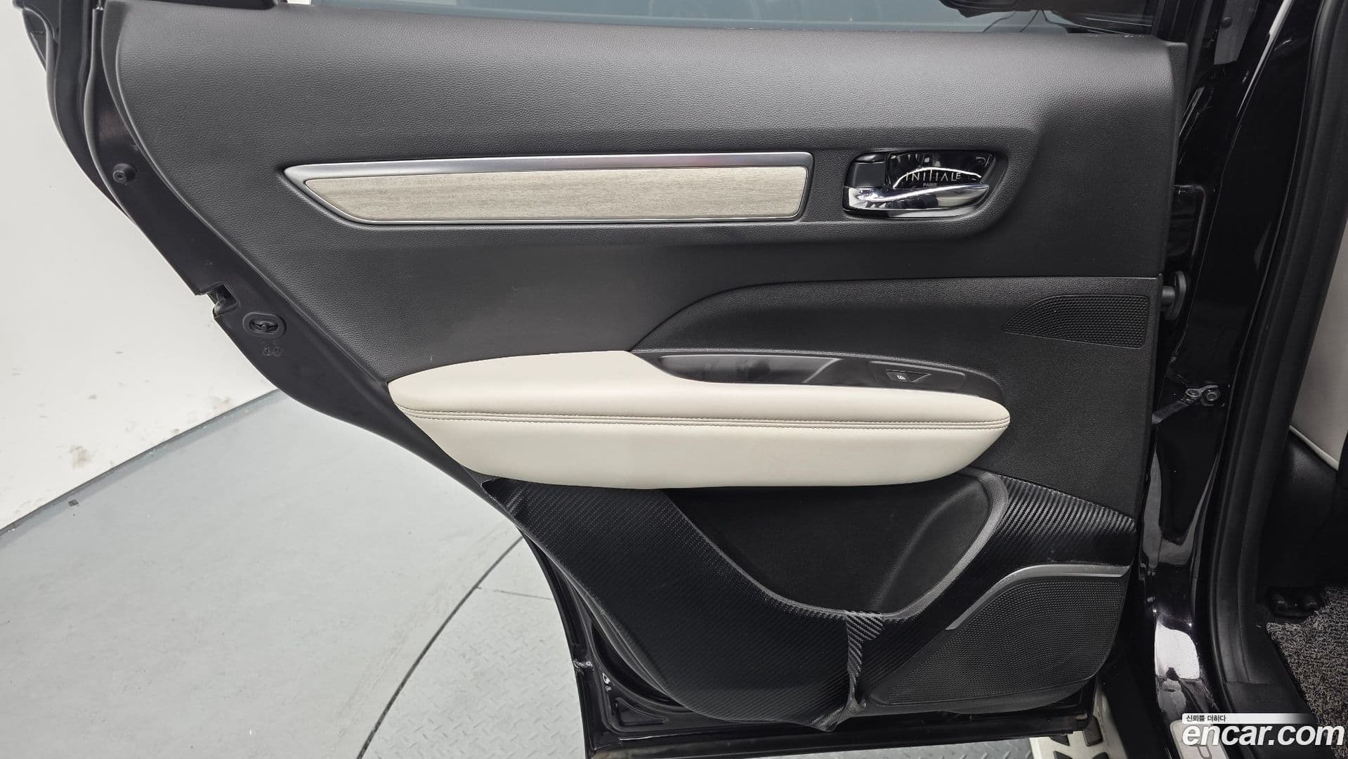 Main__Slider__Photo:QM6 Renault Korea 2022.4-24