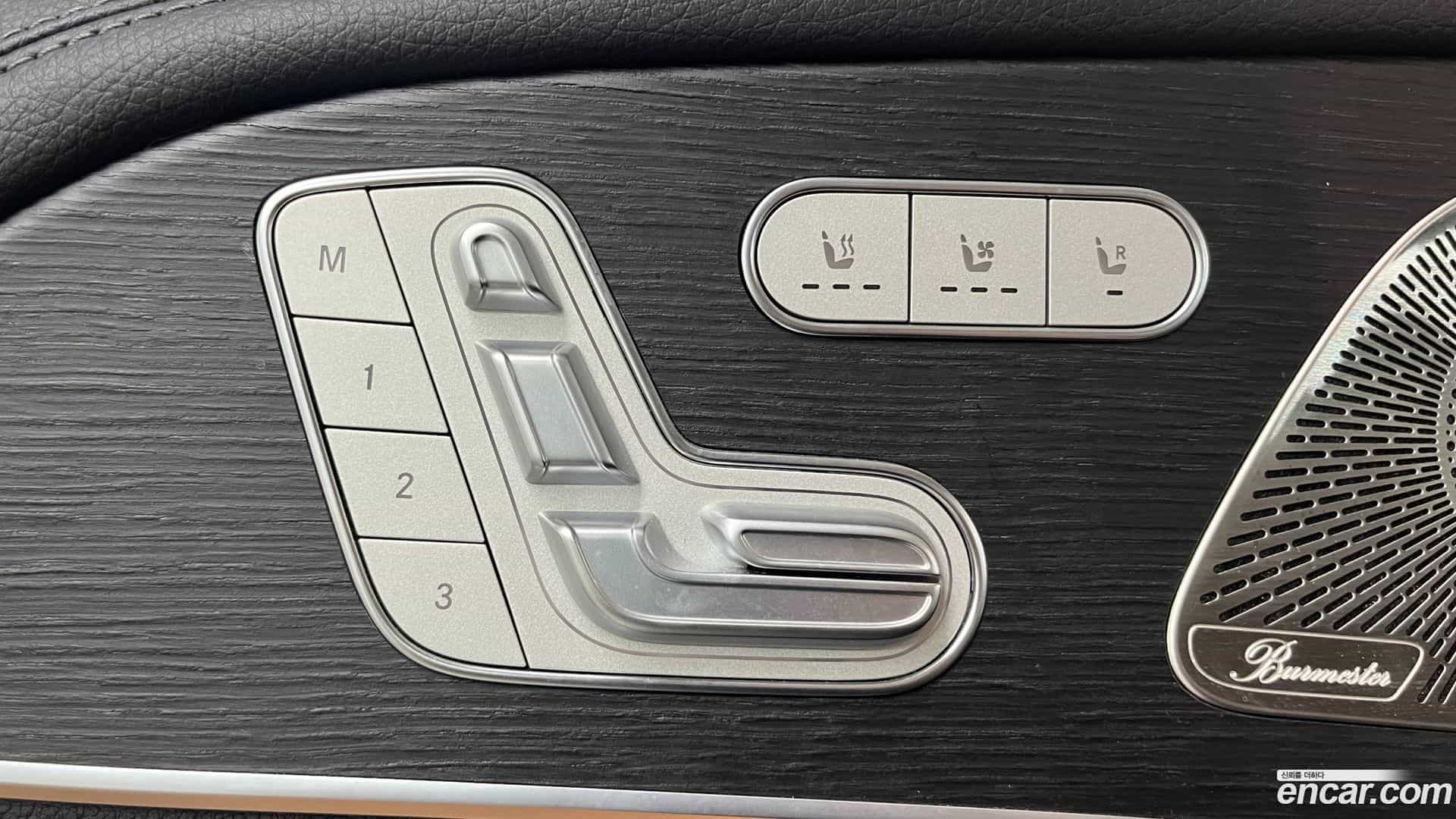 GLE-Class Mercedes-Benz 2024.8-OPTION-018