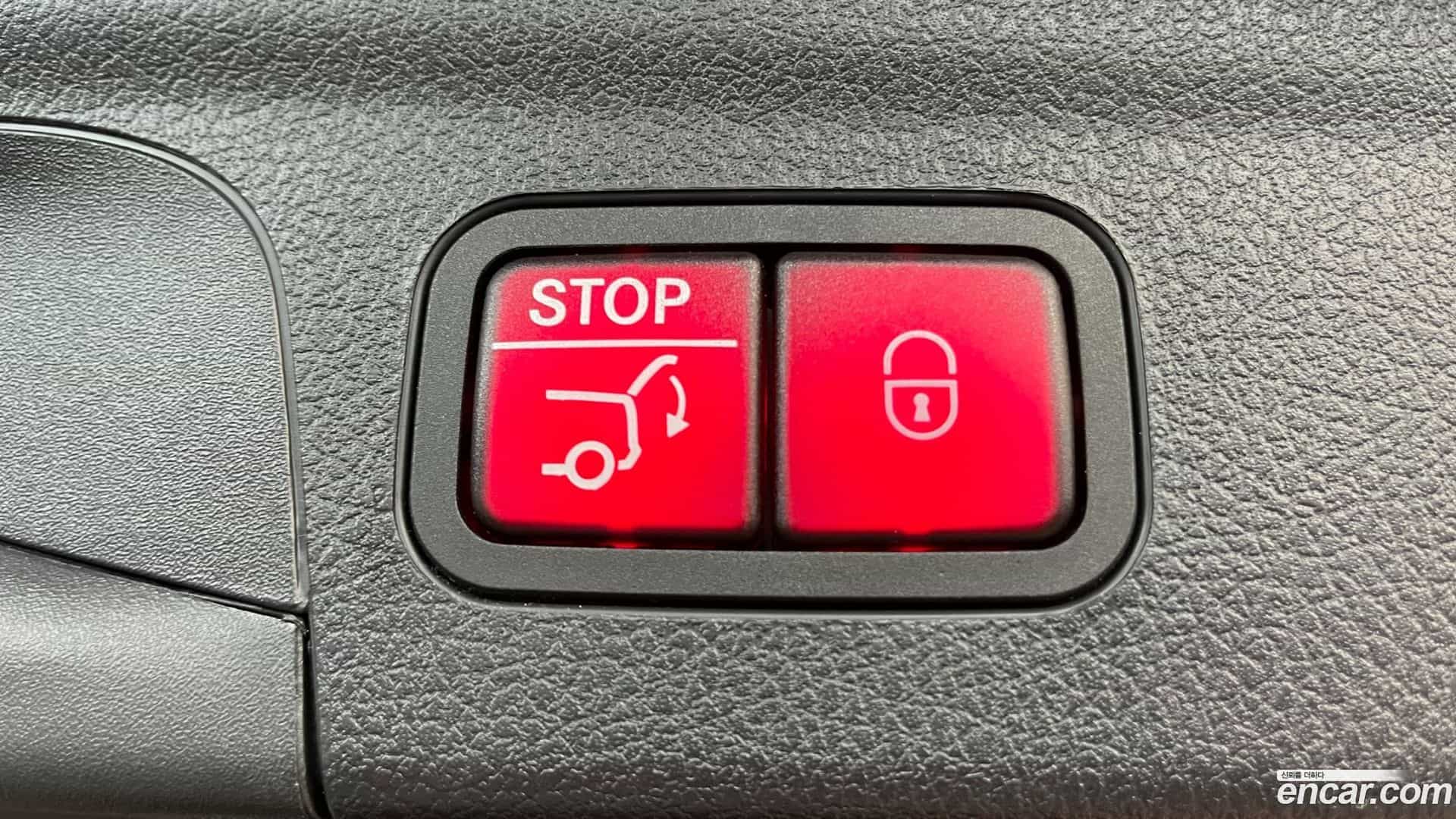 GLE-Class Mercedes-Benz 2024.8-OPTION-024