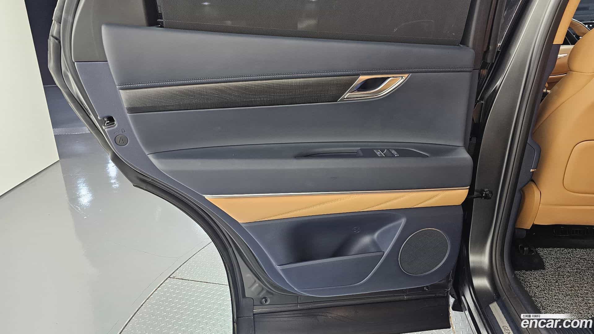 GV80 Genesis 2023.7-INNER-035