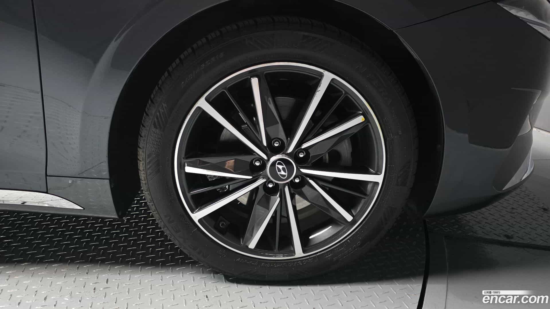 Grandeur Hyundai 2021.6-OUTER-031