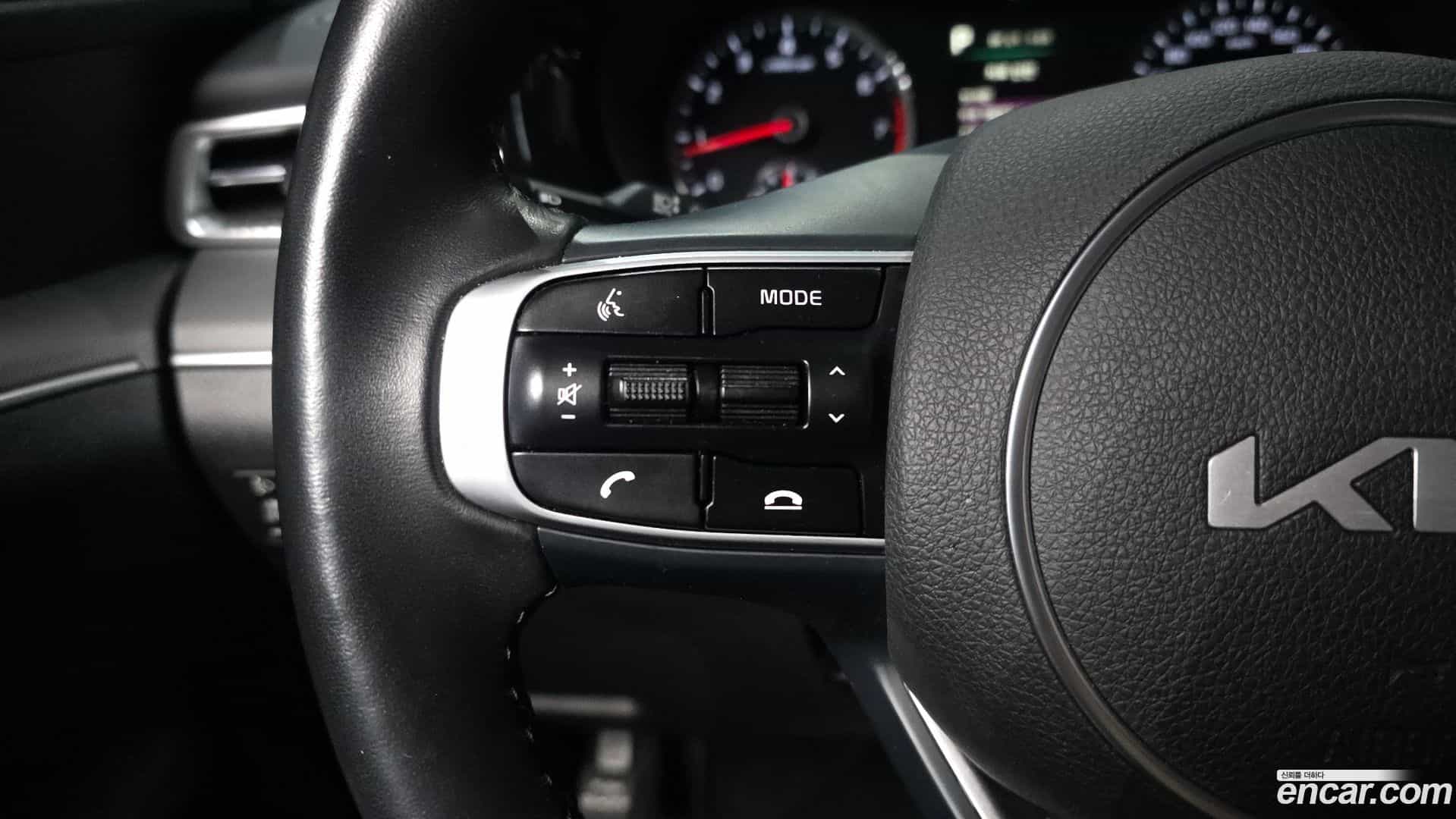 K5 Kia 2022.2-OPTION-043