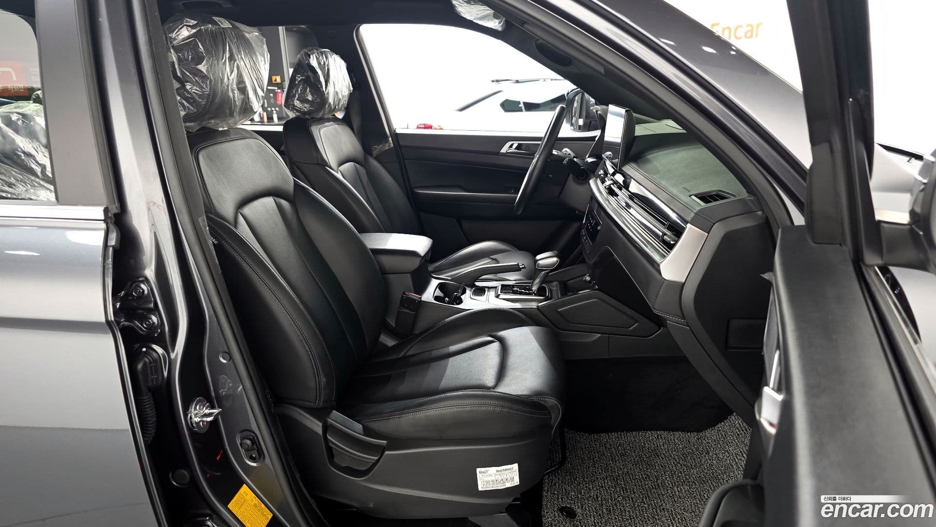 Main__Slider__Photo:Musso KG Mobility 2025.6-25