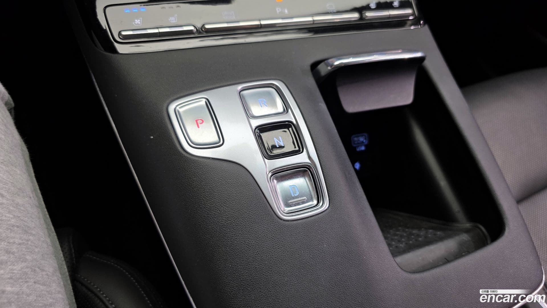 Main__Slider__Photo:Grandeur Hyundai 2022.2-8