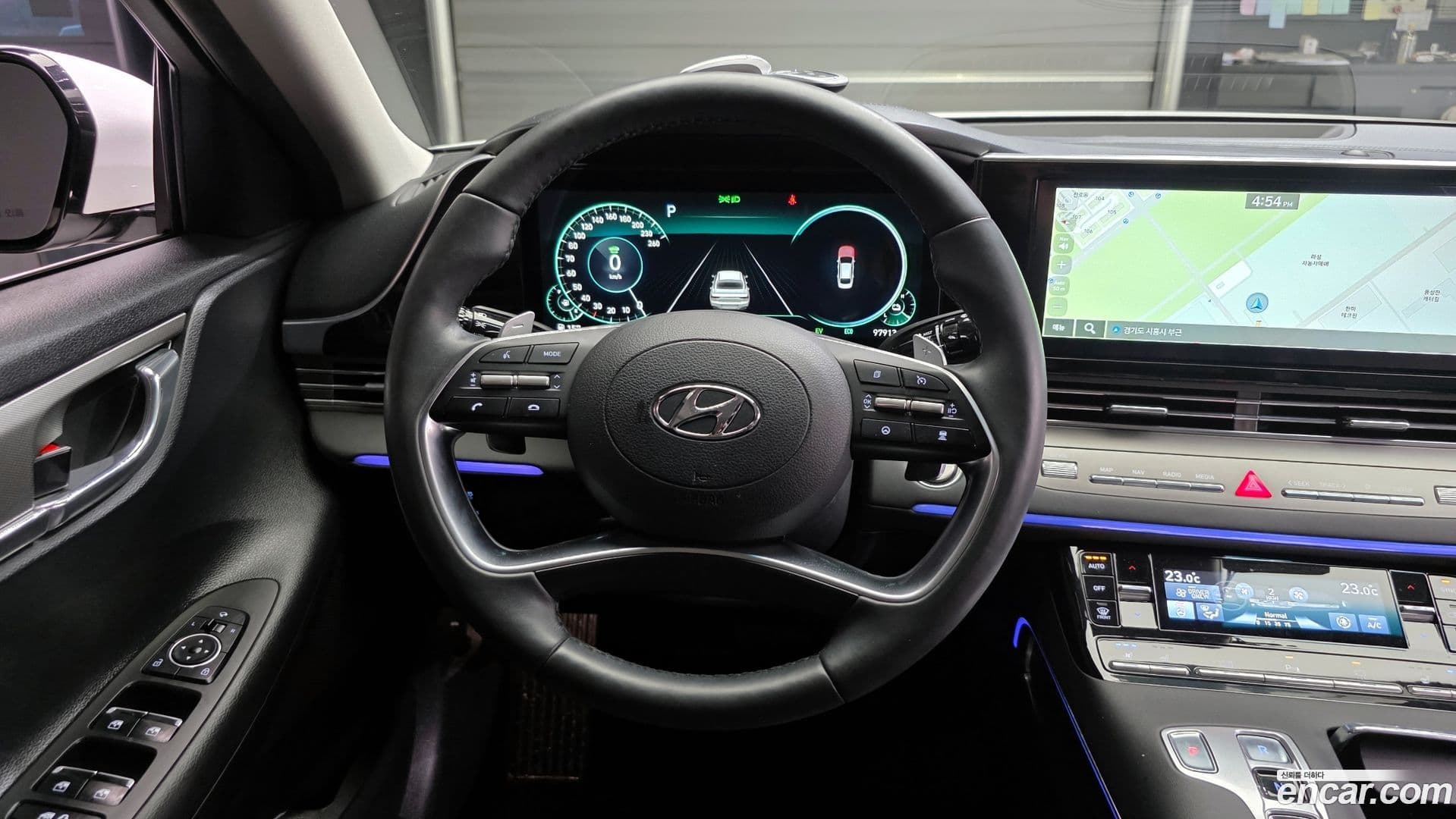 Main__Slider__Photo:Grandeur Hyundai 2022.2-11