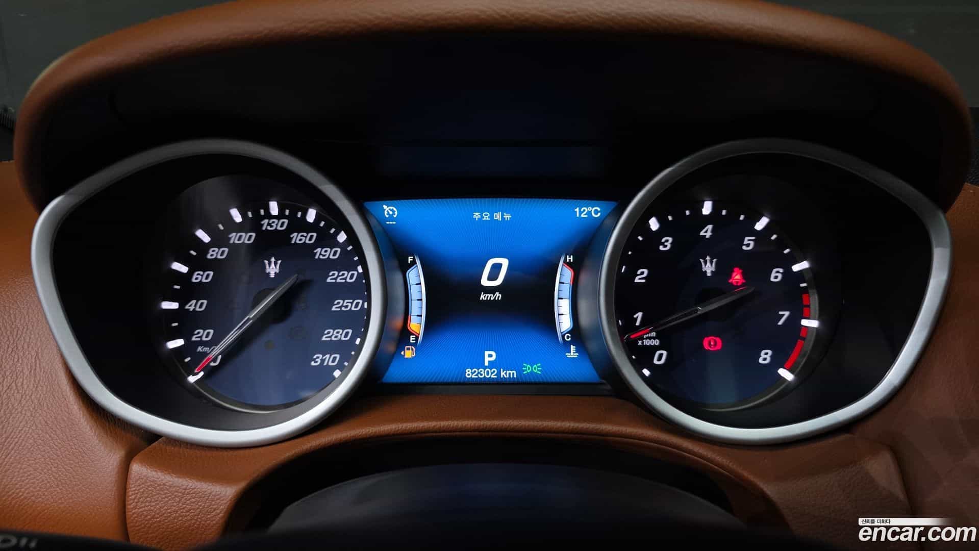 Ghibli Maserati 2017.9-INNER-008